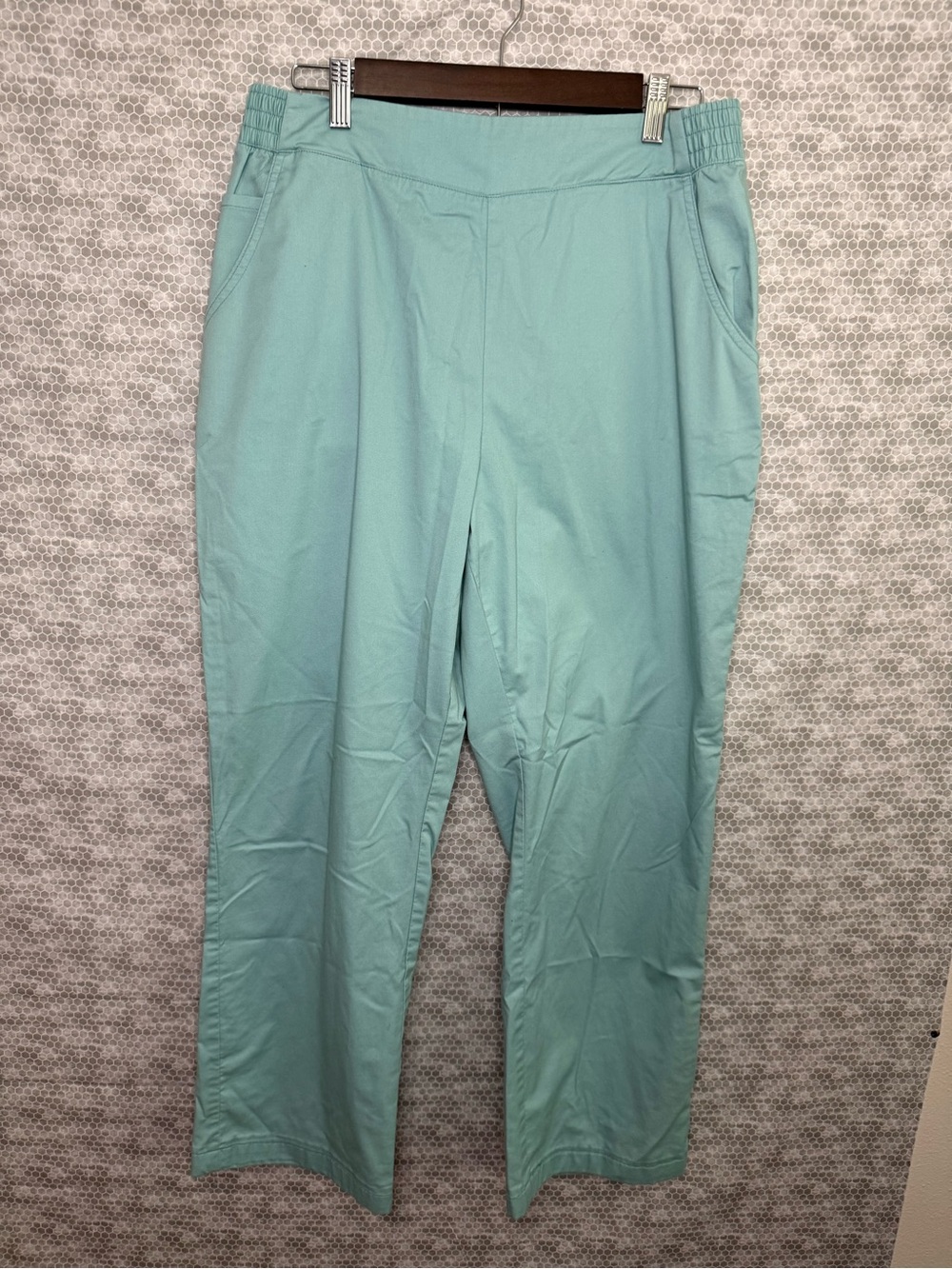Straight-Leg Pull-On Pants in Mint Green